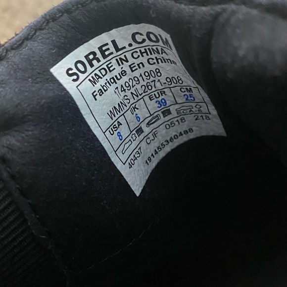 Sorel Waterproof Suede Ankle Boots with Tread in Brown size 8 - Picture 10 of 10